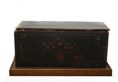 Κασέλα ξύλινη με ζωγραφιστό άνθινο διάκοσμο και την επιγραφή &quot;1861&quot; ή &quot;1867&quot;, Ιστορική Οικία Λαζάρου Κουντουριώτη-Ύδρα