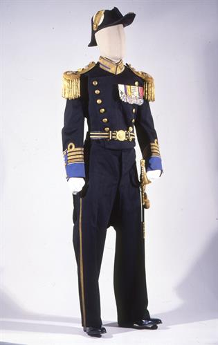 Πλήρης στολή του Ναυάρχου Γεωργίου Παγκάρα, 1939-1945.