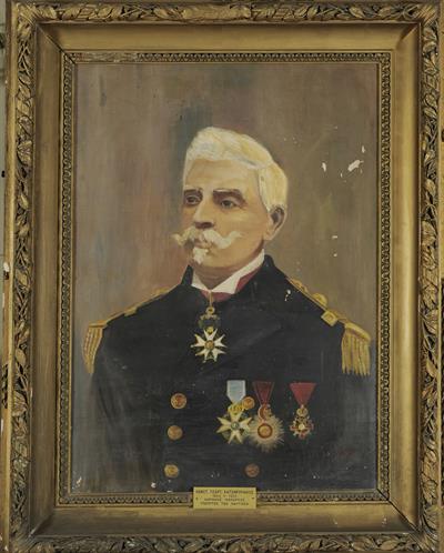 Προσωπογραφία του Κωνσταντίνου Γ. Χατζηκυριάκου, ελαιογραφία σε μουσαμά.