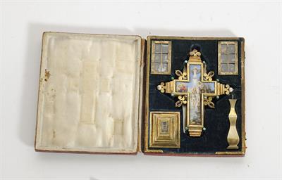 Σταυρός αγιασμού με λείψανα αγίων και τίμιο ξύλο του Κωνσταντίνου Οικονόμου εξ Οικονόμων (1780-1857).