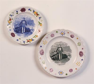 &quot;LORD BYRON&quot;. Πιάτο με απεικόνιση του Λόρδου Βύρωνα, κατασκευασμένο από αγγλικό(;) εργοστάσιο πορσελάνης, [π. 1845;].