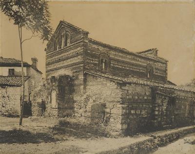 Άρτα, Ήπειρος. Η εκκλησία του Αγίου Βασιλείου. Φωτογραφία του Carl Siele, 1910. Εκτέθηκε στη Διεθνή Έκθεση της Ρώμης του 1911.