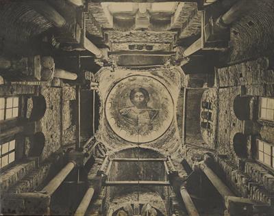 Άρτα, Ήπειρος. Το εσωτερικό του ναού της Παναγίας της Παρηγορήτισσας, άποψη του τρούλου. Φωτογραφία του Carl Siele, 1910. Εκτέθηκε στη Διεθνή Έκθεση της Ρώμης του 1911.