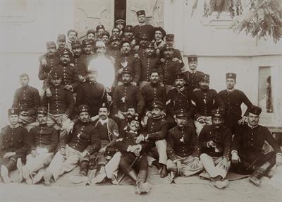 Κρήτη. Υπαξιωματικοί του δεύτερου τάγματος στο Ηράκλειο. Φωτογραφία, 1907.