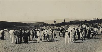 Κρήτη. Αναμένοντας την άφιξη του Ύπατου Αρμοστή. Φωτογραφία, 1907.