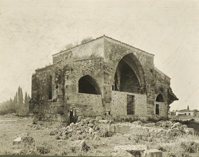 Ανδραβίδα, Πελοπόννησος. Ερείπια του ναού της Αγίας Σοφίας, άποψη από τα βορειοδυτικά. Φωτογραφία του Carl Siele, 1910. Εκτέθηκε στη Διεθνή Έκθεση της Ρώμης του 1911.