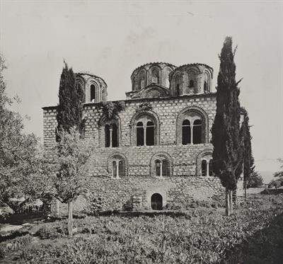 Arta, Epirus. Church of Panagia Parigoritissa (Virgin Mary of Consolation), view from the south. Photograph by Carl Siele, 1910. It was exhibited at the International Exhibition of Rome in 1911.
