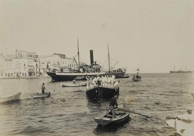 Κρήτη. Επιβίβαση των ιταλών. Φωτογραφία, 1909.