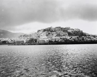 Naxos Island. Photographic copy from a glass plate of Fred Boissonnas, c. 1903-1923. The glass plate is at the Museum of Photography in Thessaloniki.