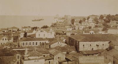 Μερική πανοραμική άποψη της Τραπεζούντας Πόντου, δεκαετία 1890.