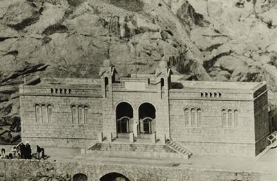 The building of the Historical Archives of Hydra Island. Photograph.