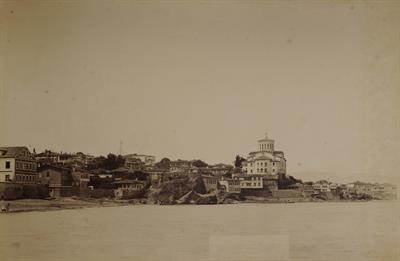 Άποψη της δυτικής ακτής της συνοικίας Κανήτου Τραπεζούντας, Πόντος. Φωτογραφία των Αδελφών Κακούλη, δεκαετία 1890.