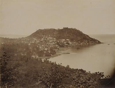 Panoramic view of Giresun, Pontus. At the top of the mountain, the Acropolis, the castle and the city walls are visible. Photograph by Kakoulis Brothers, 1890&#039;s.