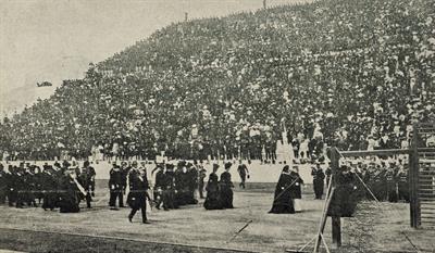 Η είσοδος των βασιλέων της Ελλάδας και της Αγγλίας στο Παναθηναϊκό Στάδιο κατά την έναρξη των Ολυμπιακών Αγώνων του 1906.