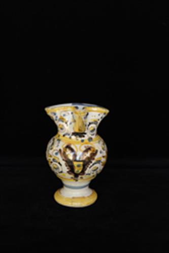 Trefoil mouthed jar. Marche, Italy, 18th - early 19th century.