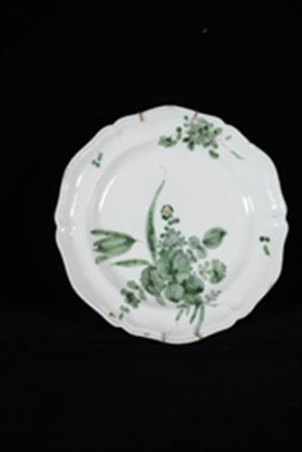 Plate. Late 18th - early 19th century (?).